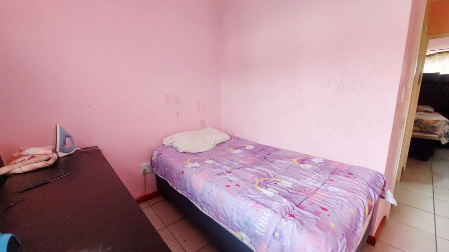 2 Bedroom Property for Sale in Stratford Green Western Cape